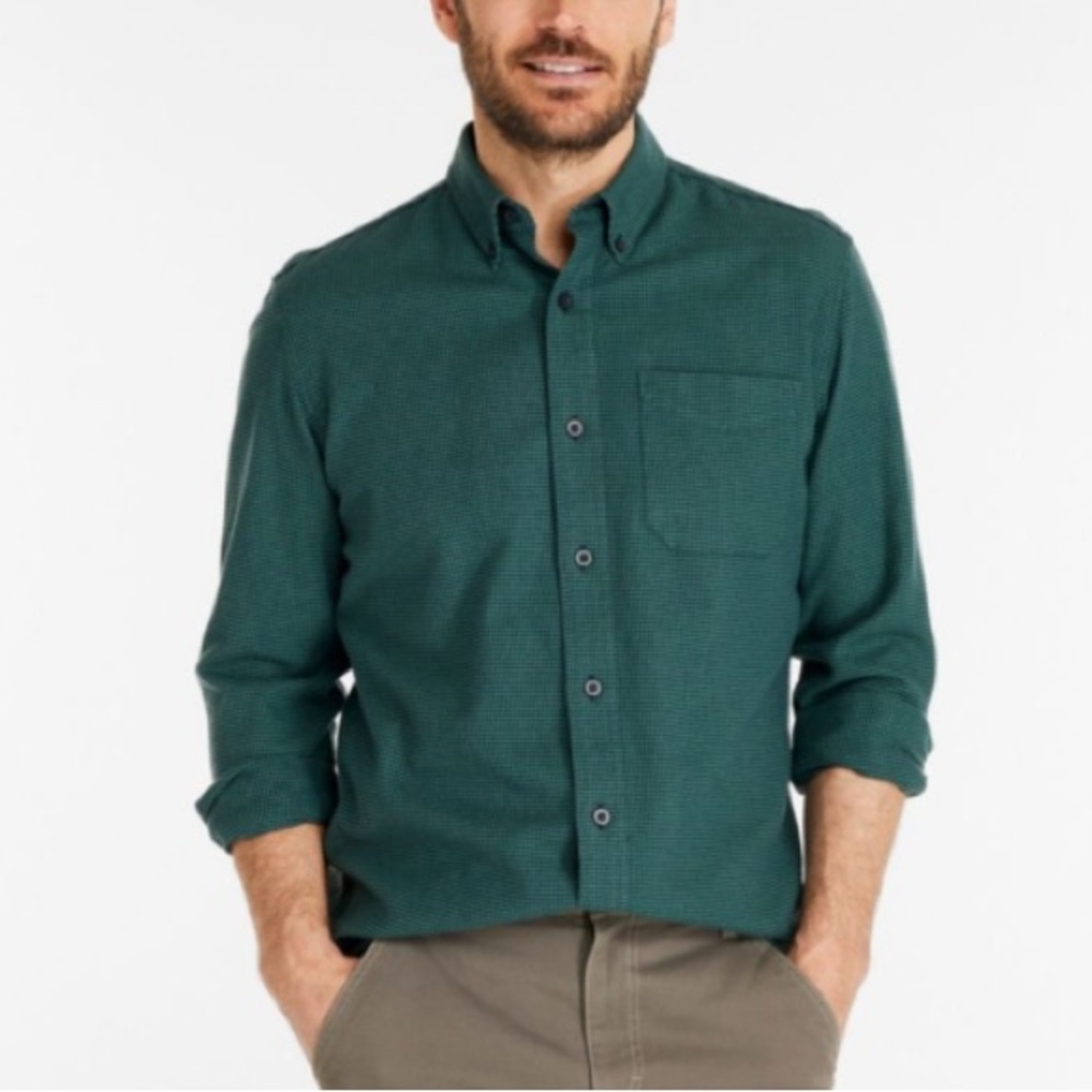 L.L. Bean Men's Forest Green Button Down Shirt